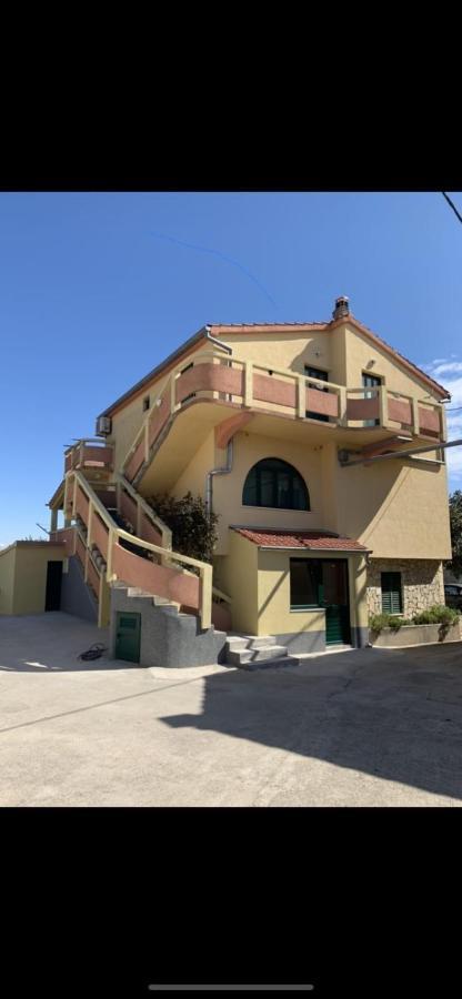 Apartments Sali Village Luaran gambar